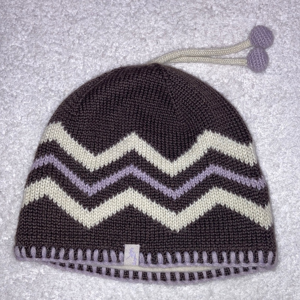 5/$20 REI winter zig zag hat with crochet look